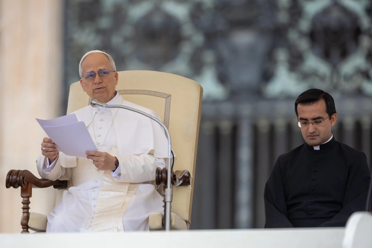 At his first general audience in St. Peter's Square on May 21, 2025, Pope Leo XIV appeals for peace and the entry of humanitarian aid into Gaza, where, he said, children and elderly are suffering.?w=200&h=150