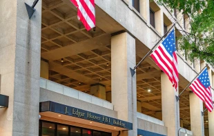 The J. Edgar Hoover FBI headquarters building in Washington, D.C. Credit: Tony Webster, CC BY 2.0, via Wikimedia Commons