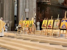 Cardinal Louis Raphaël Sako, patriarch of the Chaldean Catholic Church, presides over a celebratory liturgy at Notre-Dame Cathedral in Paris on the occasion of the World Day of Eastern Christians on May 25, 2025.