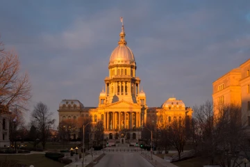 Illinois state capitol Credit E Fehrenbacher  Shutterstock CNA