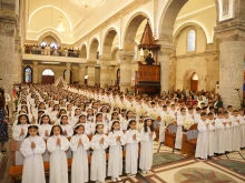 Over 450 boys and girls received their first holy Communion during liturgies held over the past month in various churches of the town of Qaraqosh, Iraq.