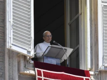 Pope Leo XIV prays the Regina Caeli from the window of the Apostolic Palace for the first time on May 25, 2025.