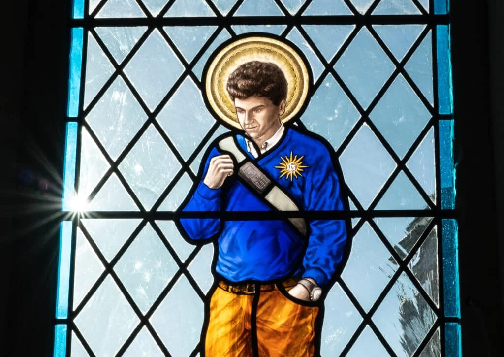 Stained glass window of Blessed Carlo Acutis at St. Aldhelm’s in Malmesbury, England.?w=200&h=150