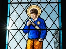 Stained glass window of Blessed Carlo Acutis at St. Aldhelm’s in Malmesbury, England.