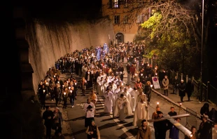 Procession from Saint-Jean Cathedral to Fourvière Basilica in Lyon, France, on Dec. 8, 2022. Credit: Diocèse de Lyon