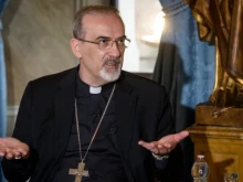 Cardinal Pierbattista Pizzaballa, the Latin patriarch of Jerusalem, in an interview with ACI MENA, CNA’s Arabic-language news partner, emphasized that the Catholic Church in the Holy Land must remain “open”: “The Church must remain open and accessible to all. This is absolutely essential. Everyone must be able to reach us, we must be a point of connection for everyone.”