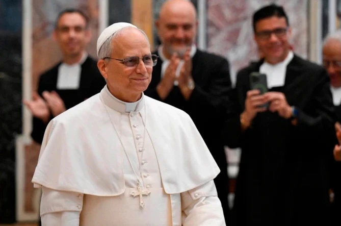 Pope Leo XIV meets with the Brothers of the Christian Schools on May 15, 2025, at the Vatican.?w=200&h=150