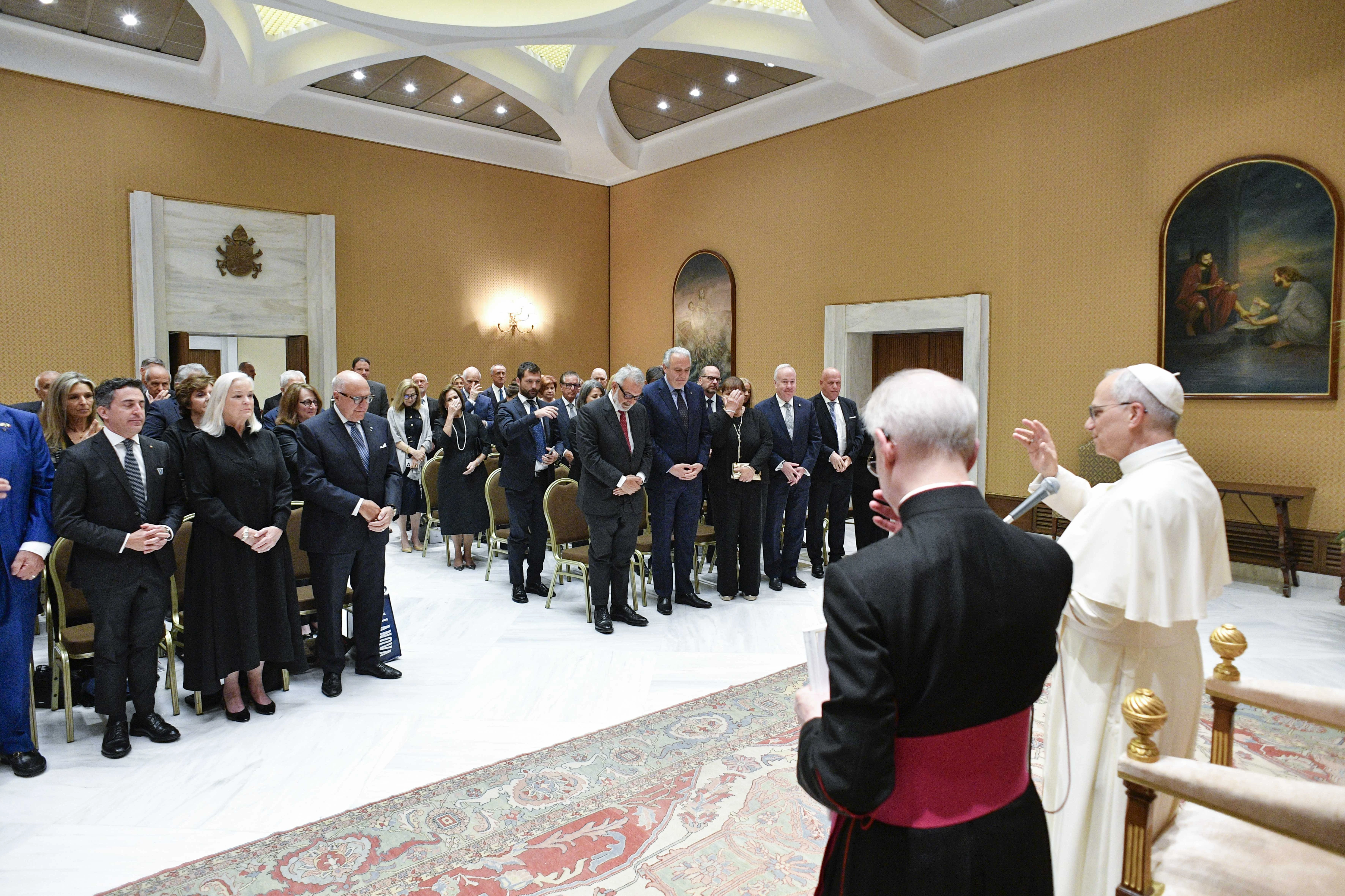 Pope Leo XIV gives a blessing to memebers of the National Italian American Foundation in their meeting on June 4, 2025, at the Vatican.?w=200&h=150