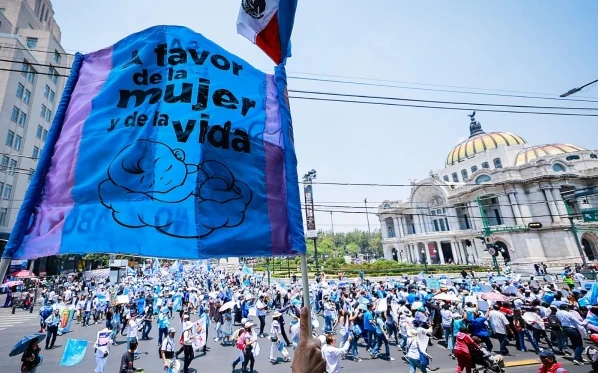 Thousands participate in the March for Life on May 3, 2025, in Mexico City.?w=200&h=150