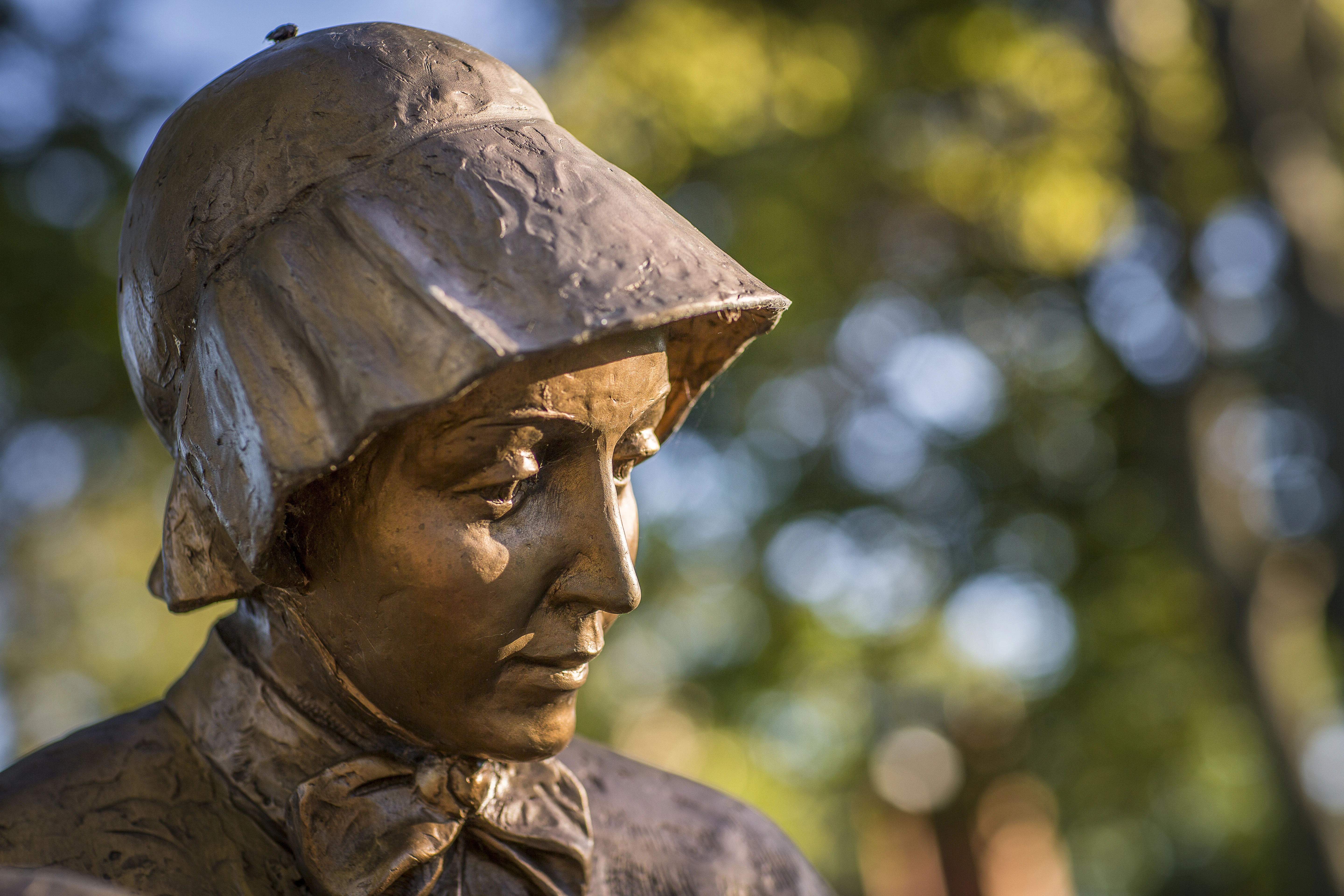 A statue of St. Elizabeth Ann Seton in the Seton Legacy Garden at the Seton Shrine in Maryland.?w=200&h=150