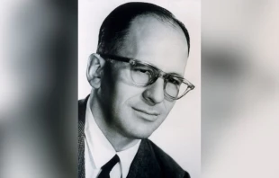 Venerable Enrique Shaw. Credit: Acdeano, Public domain, via Wikimedia Commons