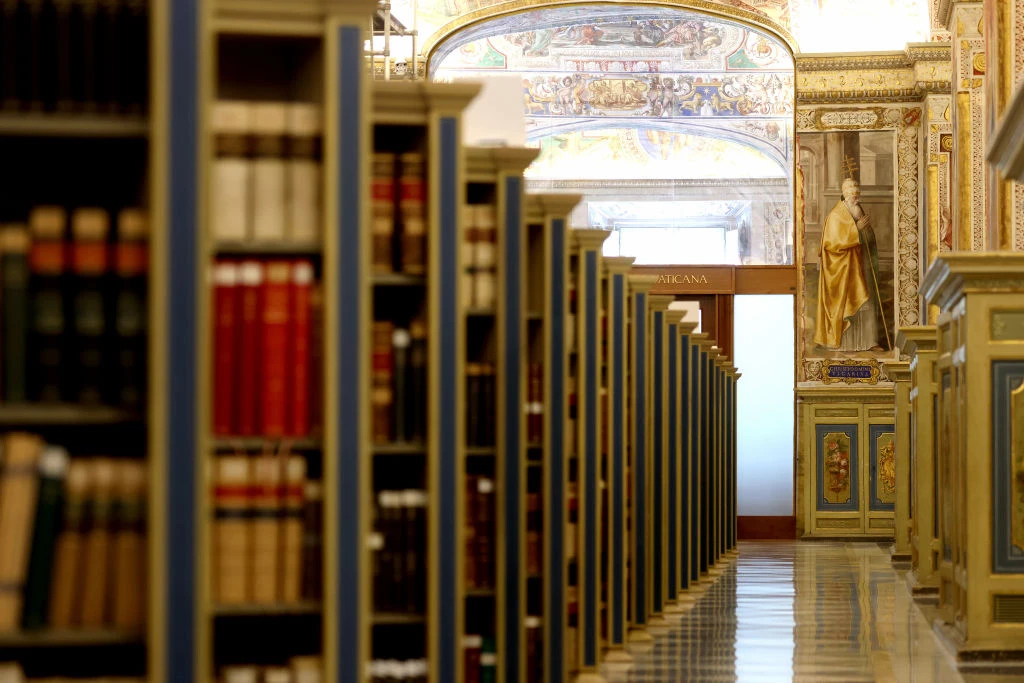 A view of the Vatican Apostolic Library in 2021.?w=200&h=150
