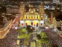 More than 10,000 faithful gather on May 10, 2025, in front of the Cathedral of Santa María de Chiclayo in Peru to celebrate a Thanksgiving Mass for the election of Pope Leo XIV.