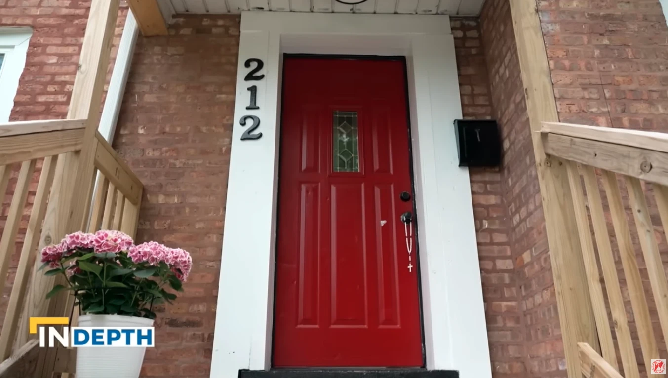 The front door of 212 E. 141st Place, the childhood home of Pope Leo XIV, in Dolton, Illinois.?w=200&h=150