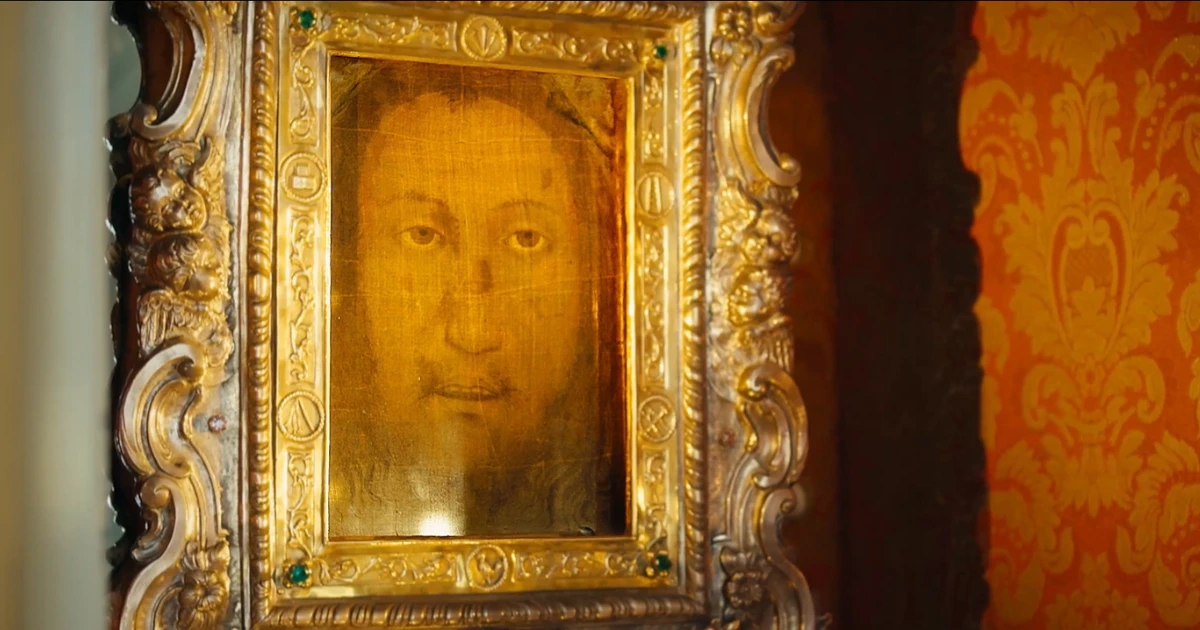 The Veil of Manoppello, which is kept in a church in Manoppello, Italy, known as the Santuario del Volto Santo.?w=200&h=150